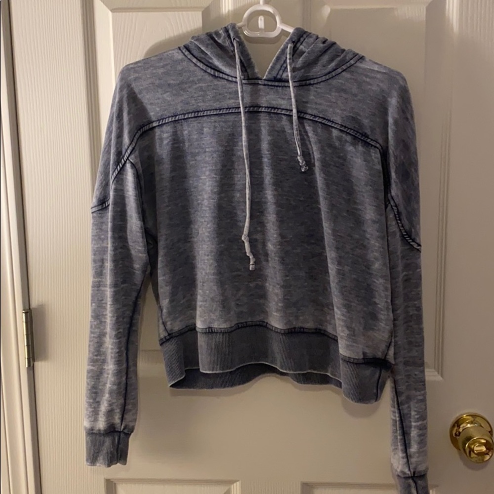 navy blue cropped hoodie